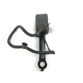 Recambio de enganche cinturon izquierdo para hyundai i20 1.2 cat referencia OEM IAM 88301810131255 DELANTERO 88301810 131255