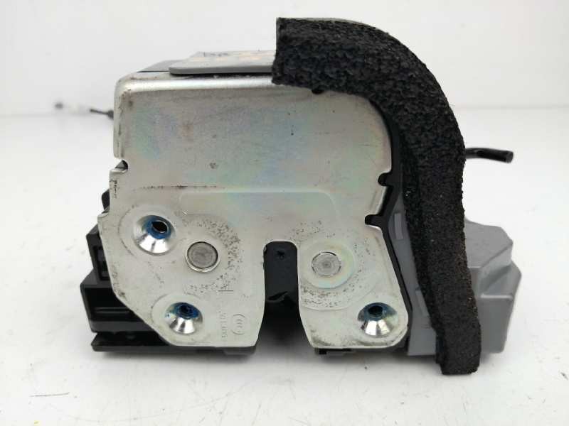 Recambio de cerradura puerta trasera izquierda para hyundai i20 1.2 cat referencia OEM IAM 81410C8020  