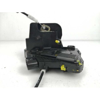 Recambio de cerradura puerta delantera derecha para hyundai i20 1.2 cat referencia OEM IAM 81320C8040  