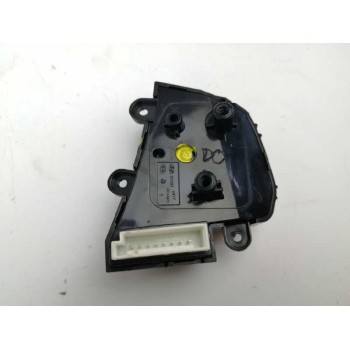 Recambio de mando volante para hyundai i20 1.2 cat referencia OEM IAM  IZQUIERDO 
