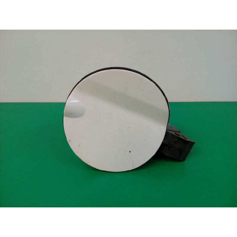 Recambio de tapa exterior combustible para fiat fiorino básico referencia OEM IAM 1353354080  