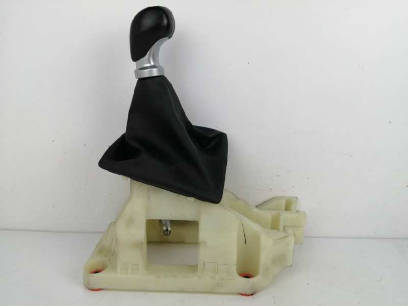 Recambio de palanca cambio para hyundai i20 1.2 cat referencia OEM IAM 43700XXXXX  
