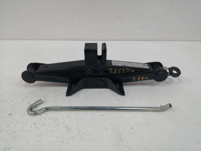 Recambio de gato para mazda 5 berl. (cr) 2.0 turbodiesel cat referencia OEM IAM   