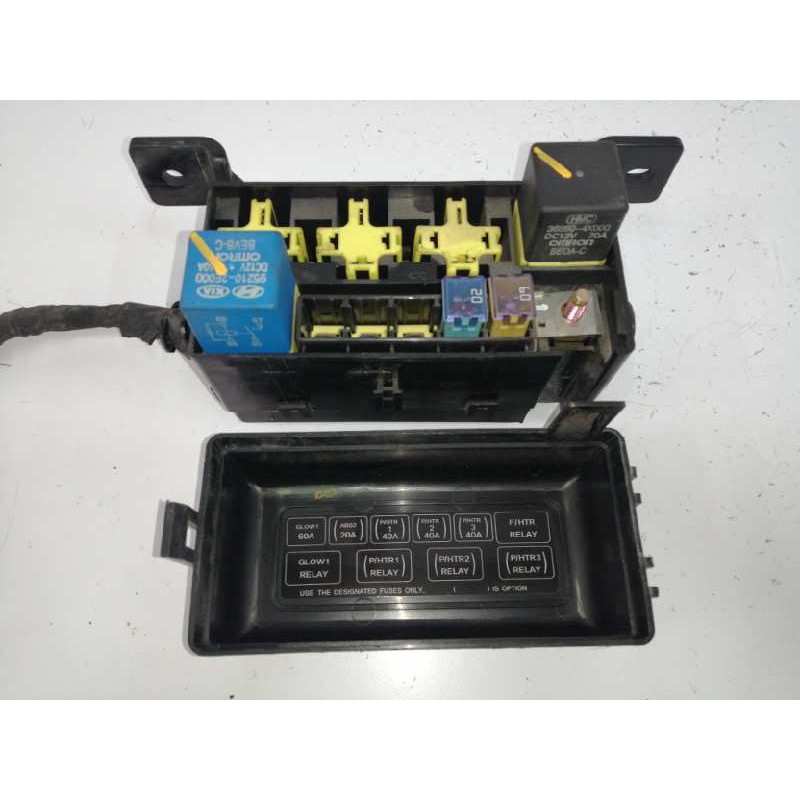 CAJA RELES / FUSIBLES