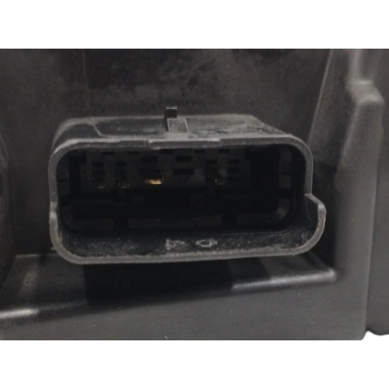 PILOTO DELANTERO DERECHO