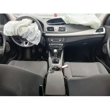 renault megane iii berlina 5 p del año 2008