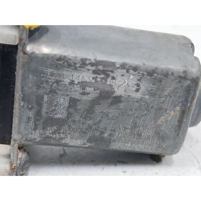 MOTOR ELEVALUNAS DELANTERO DERECHO