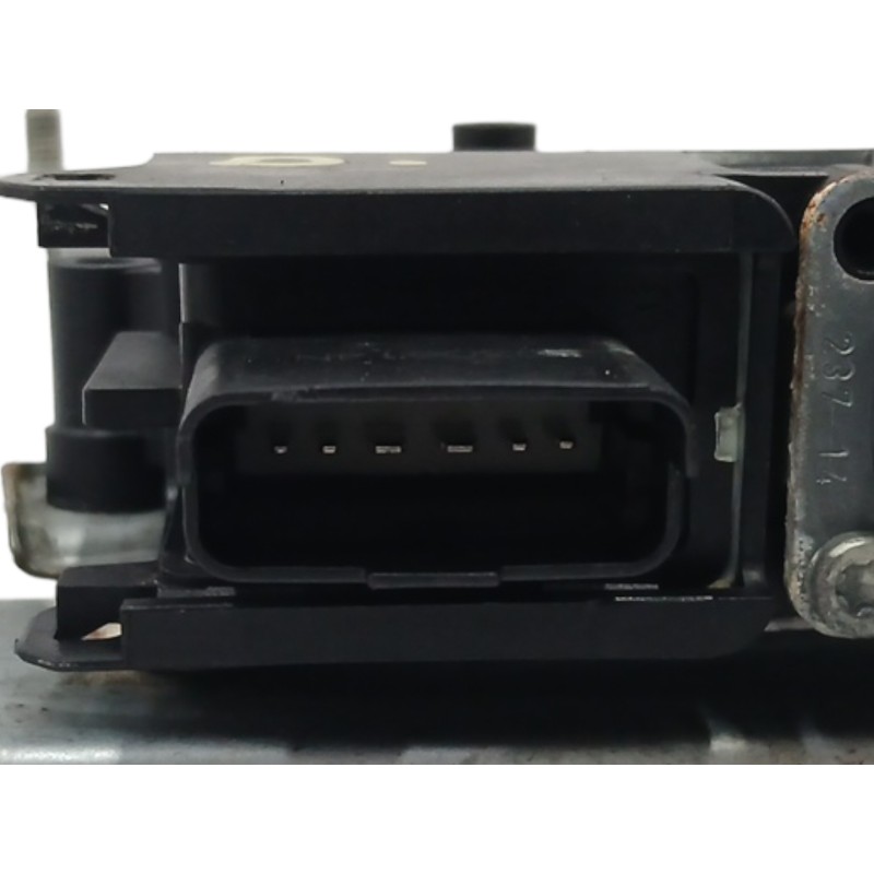 ELEVALUNAS DELANTERO DERECHO 9806081780