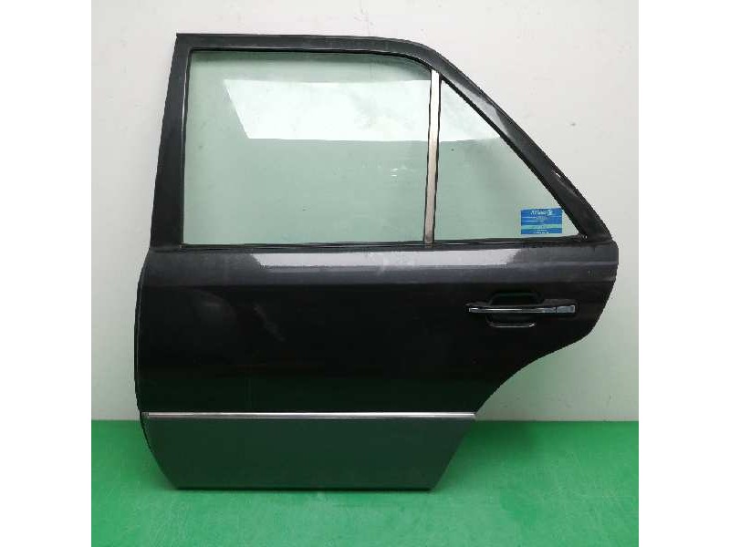 Recambio de puerta trasera izquierda para mercedes-benz clase e (w124) berlina 3.0 diesel referencia OEM IAM 124730170567  CARIB
