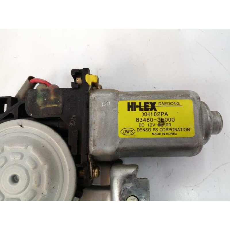 ELEVALUNAS TRASERO DERECHO