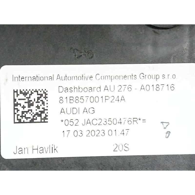 SALPICADERO 81A880201S 81A880204F