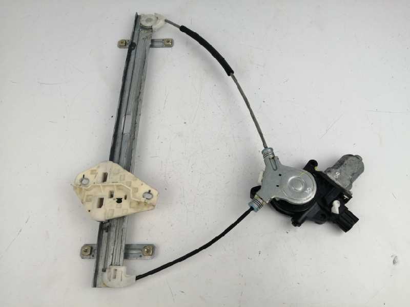 Recambio de elevalunas delantero derecho para honda fr-v (be) 2.2 ctdi referencia OEM IAM Recambio de elevalunas delantero derecho para honda fr-v (be) 2.2 ctdi referencia OEM IAM