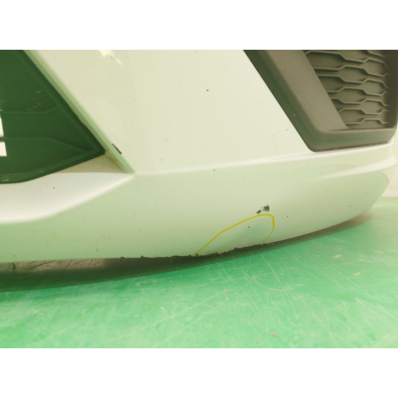 PARAGOLPES DELANTERO