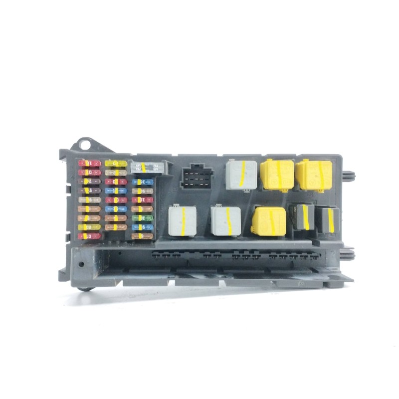 Recambio de caja reles / fusibles para mercedes-benz sprinterii caja cerrada (desde 01.06) 2.1 cdi cat referencia OEM IAM A90654