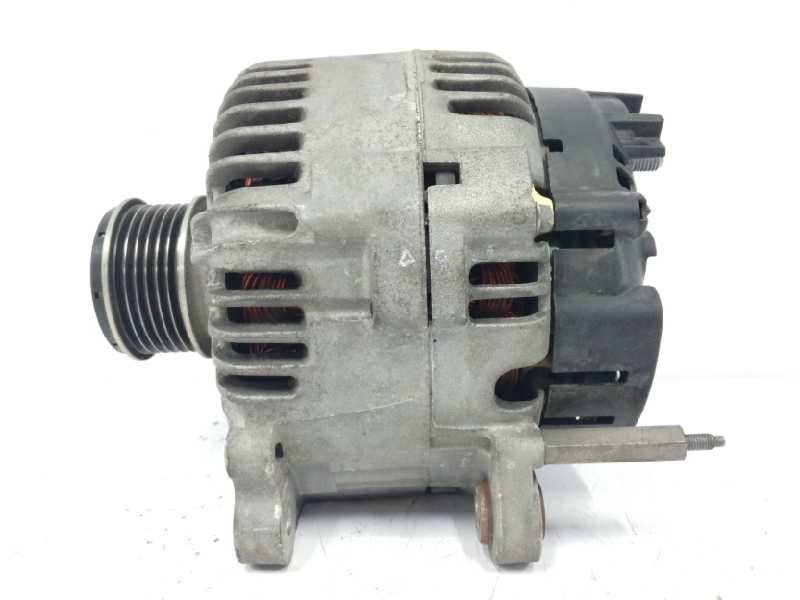 Recambio de alternador para volkswagen passat berlina (3c2) 2.0 tdi referencia OEM IAM 021903026L 2542783D TG17C019