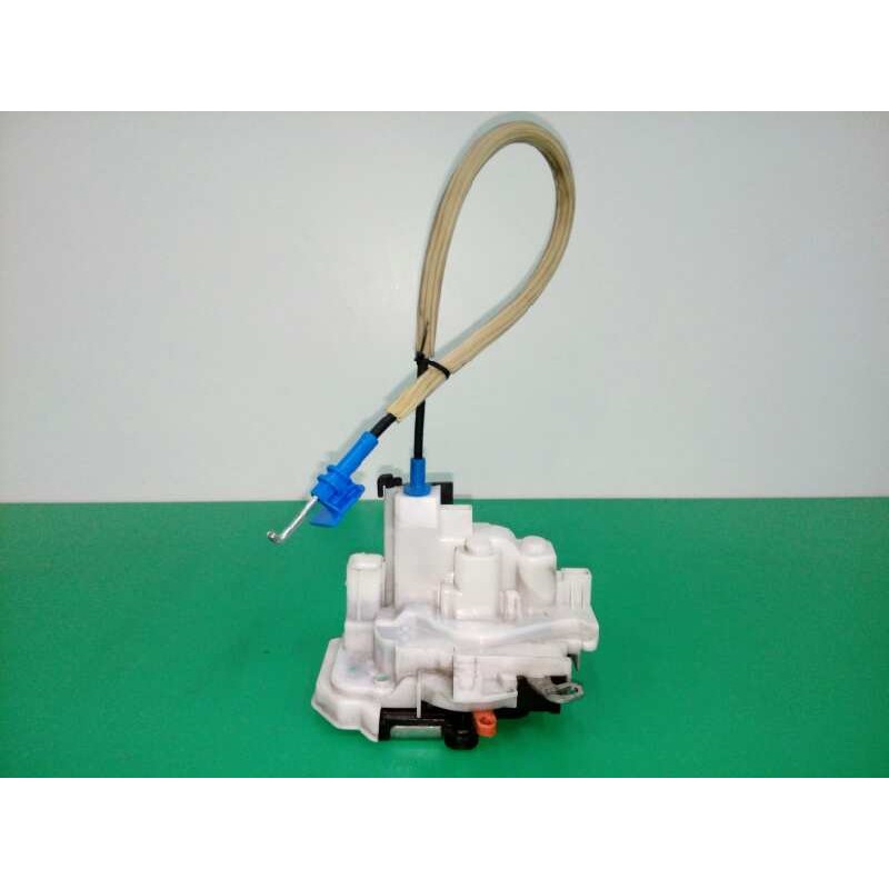 CERRADURA PUERTA DELANTERA DERECHA