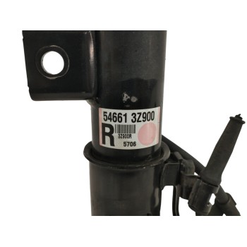 Recambio de amortiguador delantero derecho para hyundai i40 1.7 crdi cat referencia OEM IAM 546613Z900  