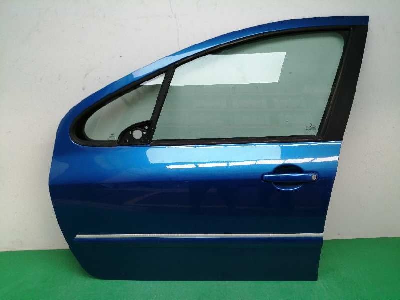 Recambio de puerta delantera izquierda para peugeot 307 (s1) 1.6 hdi referencia OEM IAM 9002S8  CARIBE
