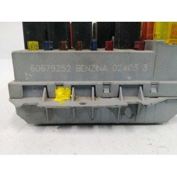 Recambio de caja reles / fusibles para lancia thesis (115) 3.0 v6 24v cae executive referencia OEM IAM 60679252  