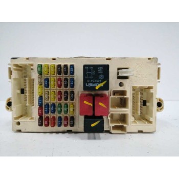 CAJA RELES / FUSIBLES 60679654 