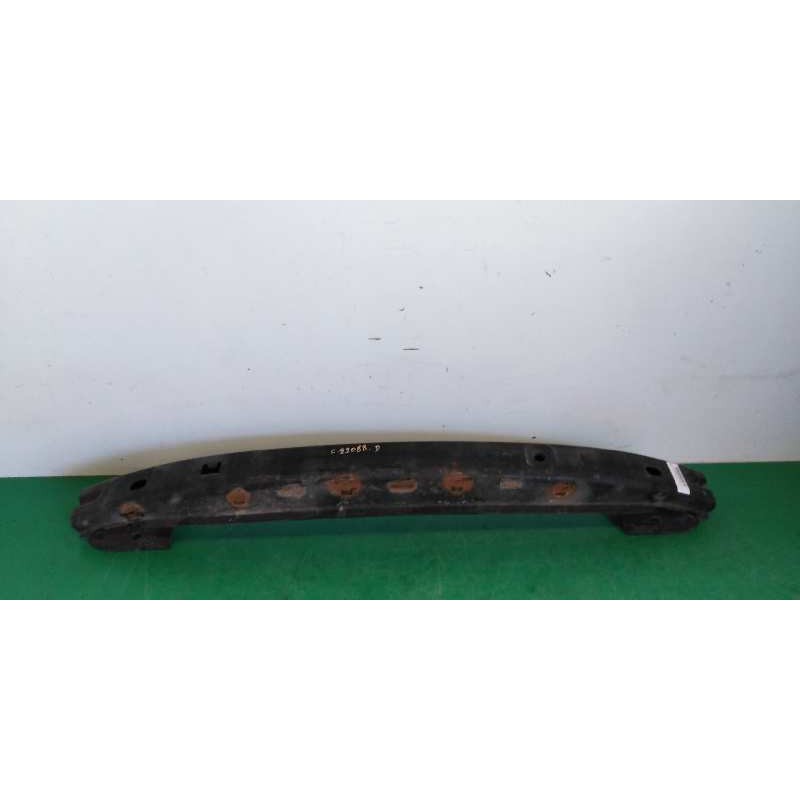 REFUERZO PARAGOLPES DELANTERO