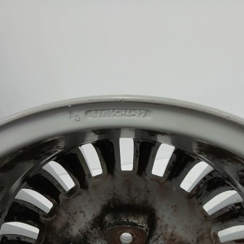 Recambio de llanta para citroën c3 1.4 hdi referencia OEM IAM 5402F7 6JX15CH4 ET27 4H 4X108