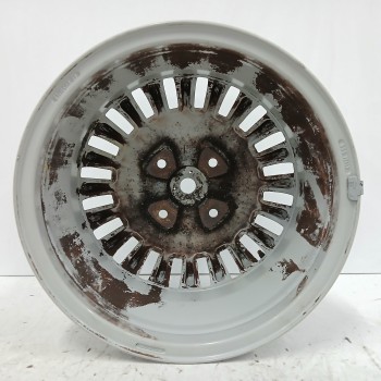 Recambio de llanta para citroën c3 1.4 hdi referencia OEM IAM 5402F7 6JX15CH4 ET27 4H 4X108