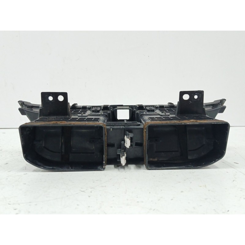 REJILLA AIREADORA JX7B19K617