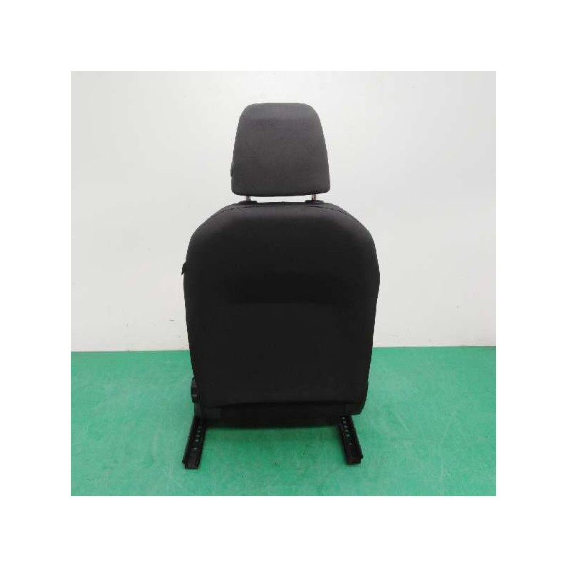 ASIENTO DELANTERO IZQUIERDO