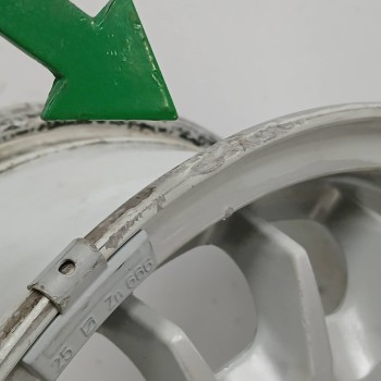 Recambio de llanta para bmw serie 3 berlina (e30) 320i referencia OEM IAM 1125688 6JX14H2 ET35 4H 4X100