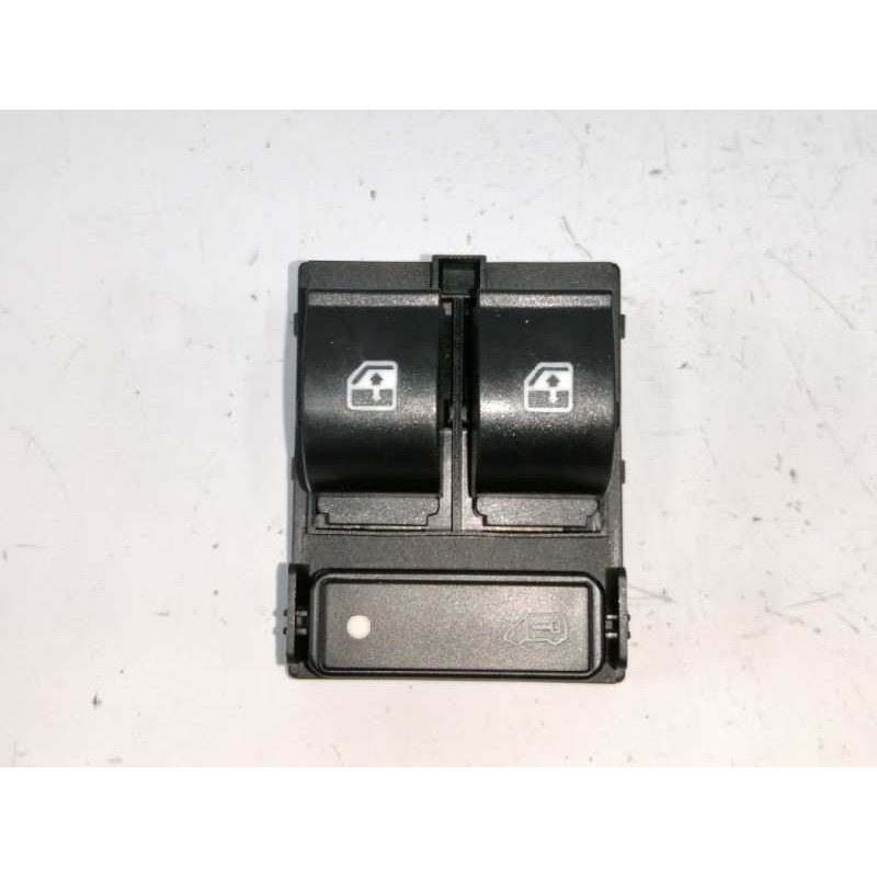Recambio de mando elevalunas delantero izquierdo para fiat doblo cargo 1.3 16v jtd cat referencia OEM IAM 735487419  