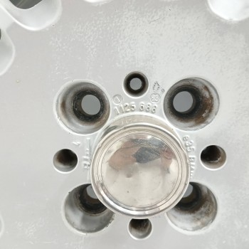 Recambio de llanta para bmw serie 3 berlina (e30) 320i referencia OEM IAM 1125688 6JX14H2 ET35 4H 4X100