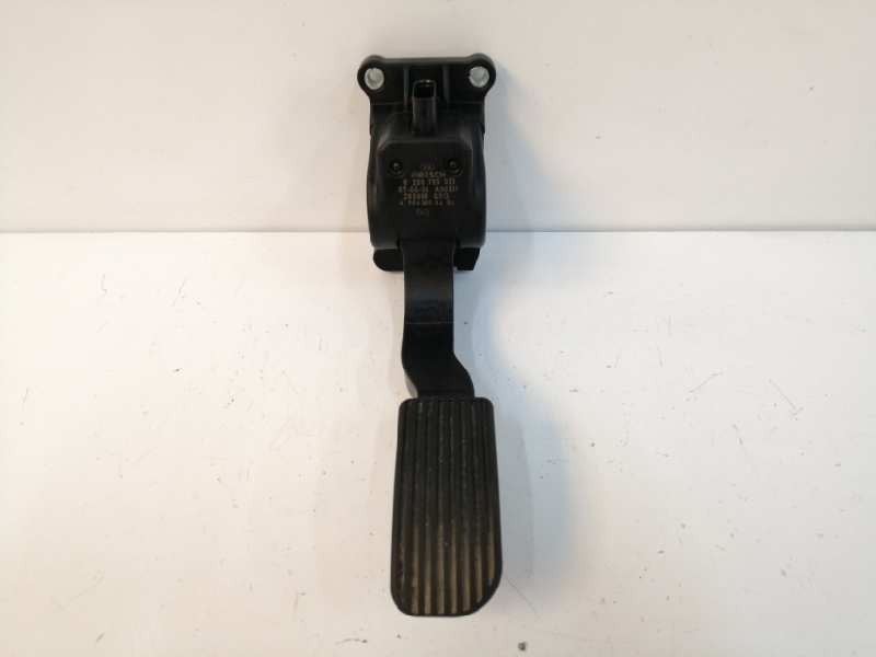 Recambio de potenciometro pedal para mercedes-benz vito caja cerrada 6.03 2.1 cdi referencia OEM IAM A9063000404 0280755023 Recambio de potenciometro pedal para mercedes-benz vito caja cerrada 6.03 2.1 cdi referencia OEM IAM A9063000404 0280755023