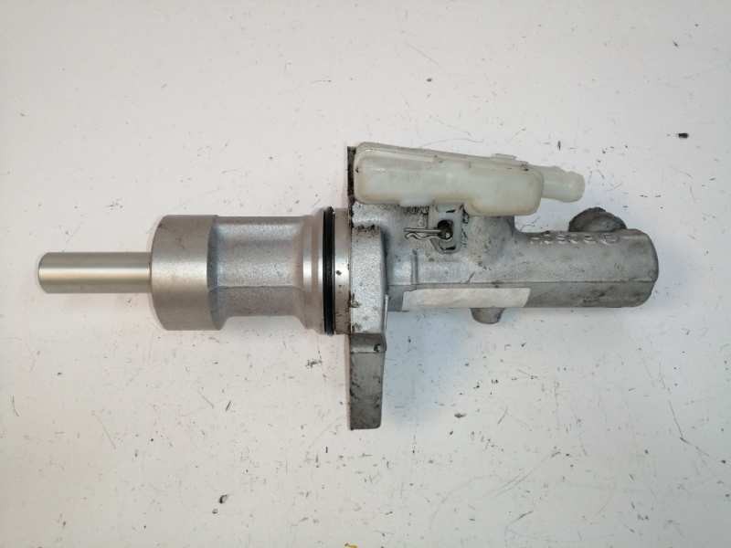 Recambio de bomba freno para mercedes-benz vito caja cerrada 6.03 2.1 cdi referencia OEM IAM A0004316901 Recambio de bomba freno para mercedes-benz vito caja cerrada 6.03 2.1 cdi referencia OEM IAM A0004316901