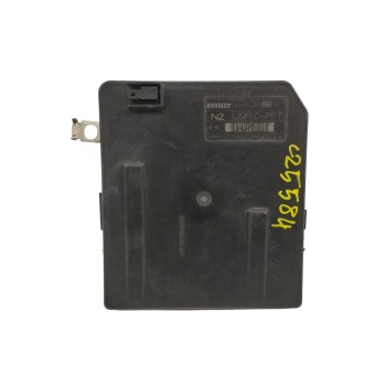 CAJA RELES / FUSIBLES 8200481866F 