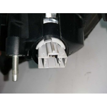 Recambio de piloto trasero derecho interior para mazda 3 berlina (bk) 1.6 cd diesel cat referencia OEM IAM BR5S513F0  