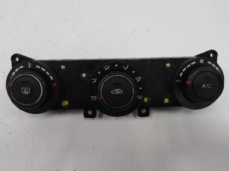 Recambio de mando climatizador para kia cee´d 1.4 cat referencia OEM IAM 972501H000  