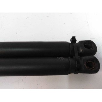 Recambio de amortiguadores maletero / porton para kia cee´d 1.4 cat referencia OEM IAM 817701H010  