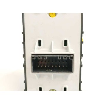 Recambio de mando elevalunas delantero izquierdo para kia stonic (ybcuv) 1.2 cat referencia OEM IAM 93570H8100WK 4D64921000 