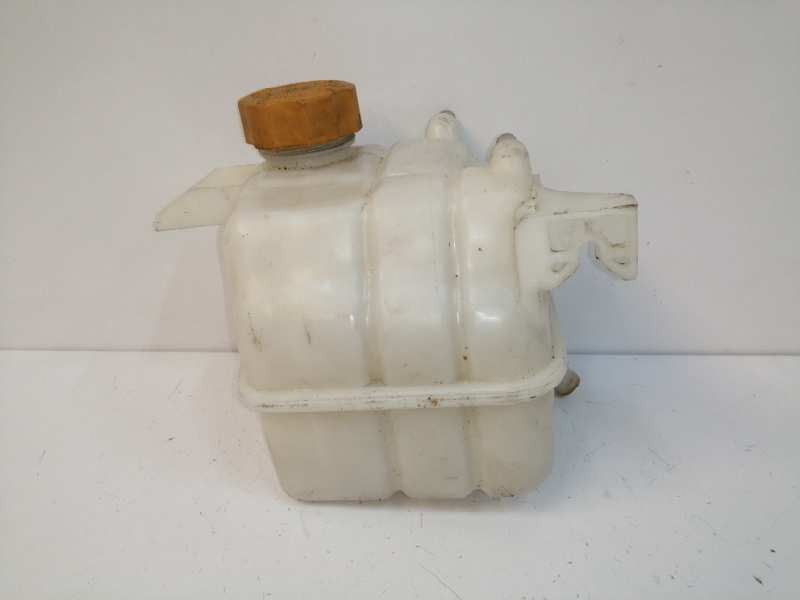 Recambio de deposito expansion para chevrolet captiva 2.0 diesel cat referencia OEM IAM 96837836  