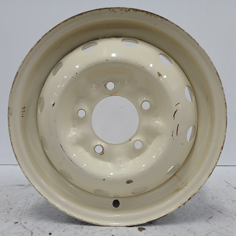 Recambio de llanta para lada niva ( 2121 / 21213 / 21214 / 21215 ) 1.6 referencia OEM IAM BA30892 5JX16 5H 5X139