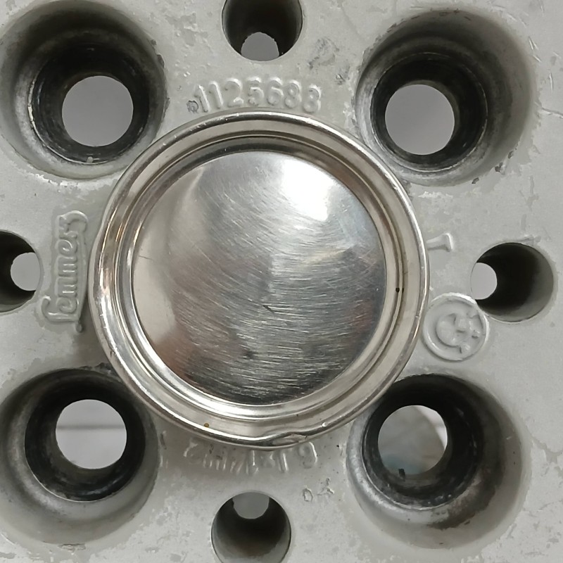 LLANTA 6JX14H2 ET35 4H 4X100