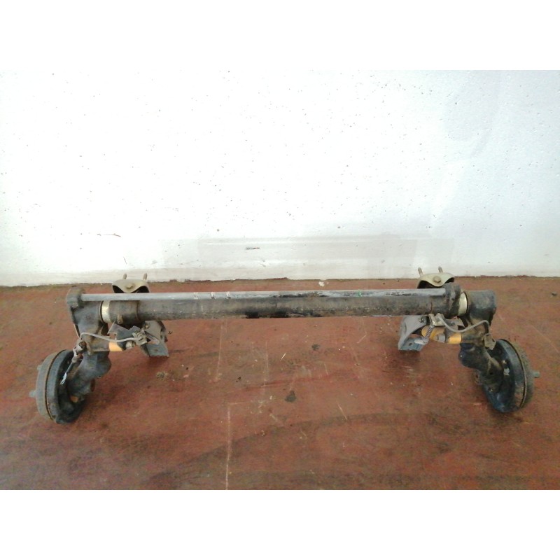 Recambio de puente trasero para peugeot 205 berlina 1.8 diesel referencia OEM IAM   