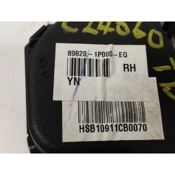 Recambio de cinturon seguridad trasero derecho para hyundai ix20 1.4 cat referencia OEM IAM 898201P000  