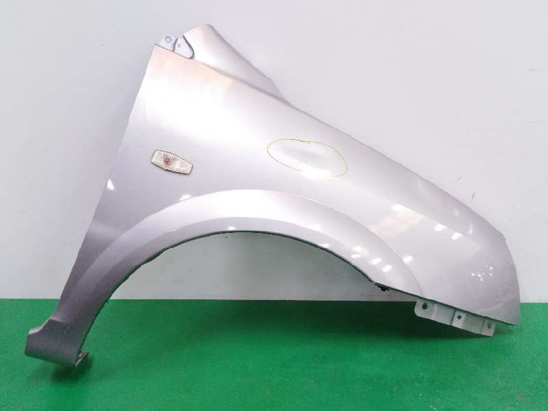 Recambio de aleta delantera derecha para kia carens 2.0 turbodiesel cat referencia OEM IAM 0K2JA52111  