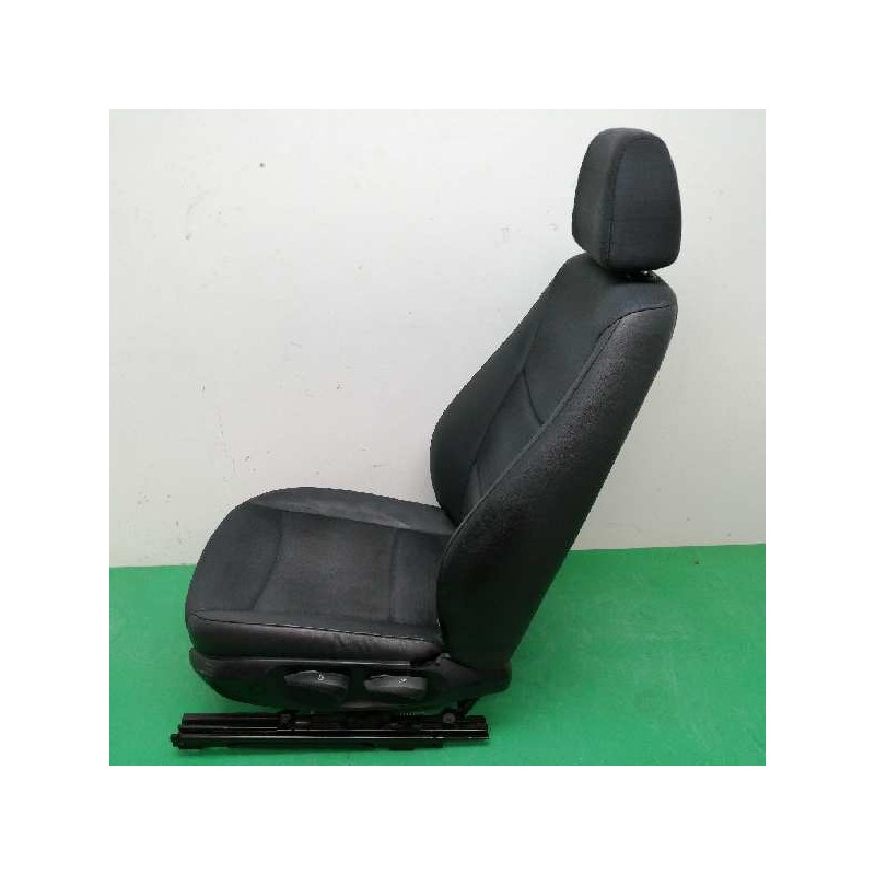 ASIENTO DELANTERO IZQUIERDO