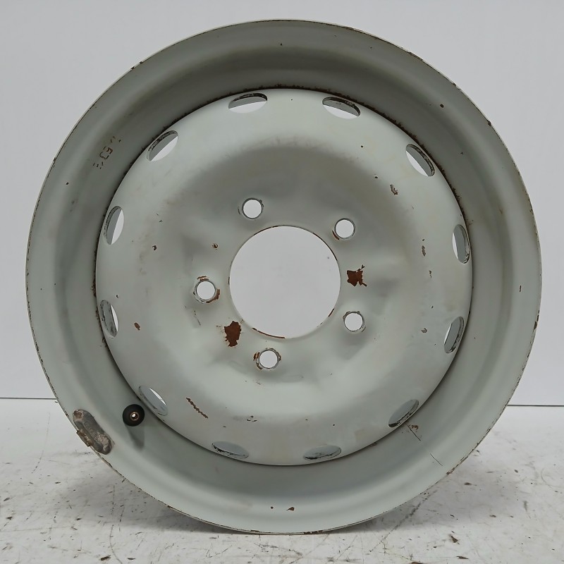 Recambio de llanta para lada niva ( 2121 / 21213 / 21214 / 21215 ) 1.6 referencia OEM IAM BA30892 5JX16 5H 5X139