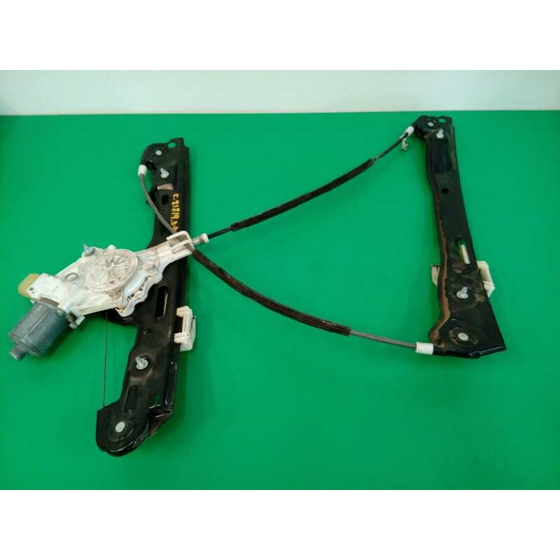 ELEVALUNAS DELANTERO DERECHO 6927028