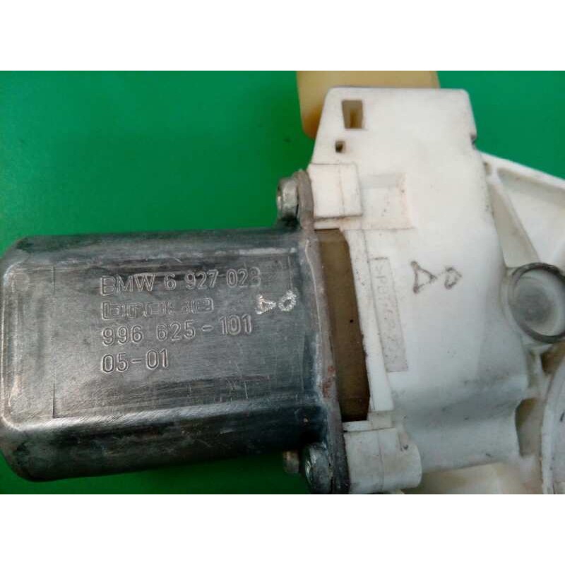 ELEVALUNAS DELANTERO DERECHO 6927028