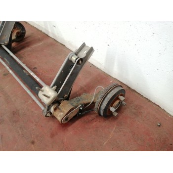 Recambio de puente trasero para peugeot 205 berlina 1.8 diesel referencia OEM IAM   